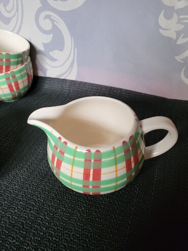 Kuhinjski setovi: Servis nov za kafe,caj,poslastice rucno oslikan 80te.Blue Elephant na lalafo.rs — 17 Kuhinjski setovi: Servis nov za kafe,caj,poslastice rucno oslikan 80te.Blue Elephant — 17