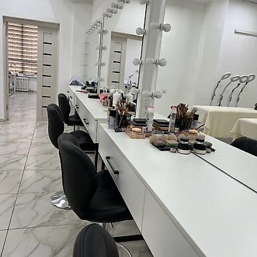 Кронштейны, стойки: Кронштейн Для одежды, Материал: Металл, С подсветкой, Новый — 43