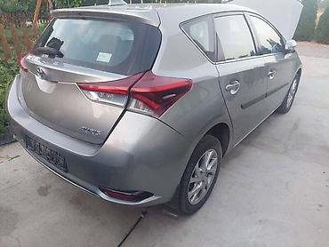 podesti: DELOVI ZA TOYOTA AURIS 2016. GOD. | Polovni originalni delovi za — 2
