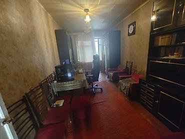 Квартиры: 3 комнаты, 60 м², Золотой квадрат 5 этаж, Старый ремонт — 1