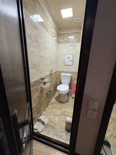 Uzunmüddətli kirayə mənzillər: Xətai rayonu,Ukraniya dairəsinə yaxın,Heydər parkının üstündə.9 — 8