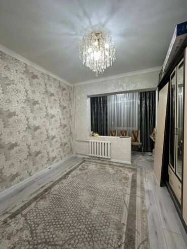 продажа квартир город каракол: 2 бөлмө, 43 кв. м, 104-серия, 3 кабат, Евроремонт