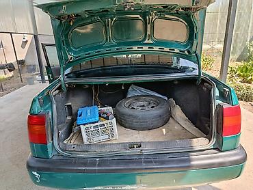 сокулук кун туу: Volkswagen Passat: 1994 г., 1.8 л, Кол менен иштөөчү, Бензин, Седан — 5