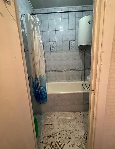 single room flat: 2 комнаты, 60 м², 6 мкр 106 серия, 4 этаж, Косметический ремонт — 8