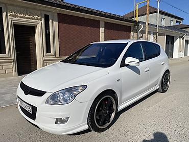 Hyundai: Hyundai i30: 1.6 l | 2007 il Hetçbek — 2