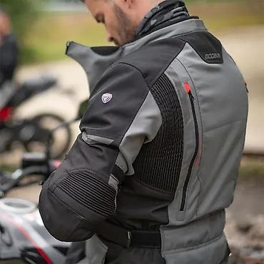 97 bele: Muška Modeka moto jakna u sivoj i crnoj boji, dizajnirana za udobnost — 3