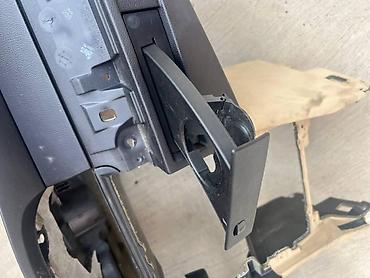 ruda za traktor: TABLA SA HOLDERIMA ZA BMW SERIJA 5 | Tabla za bmw e60 sa holderima — 2