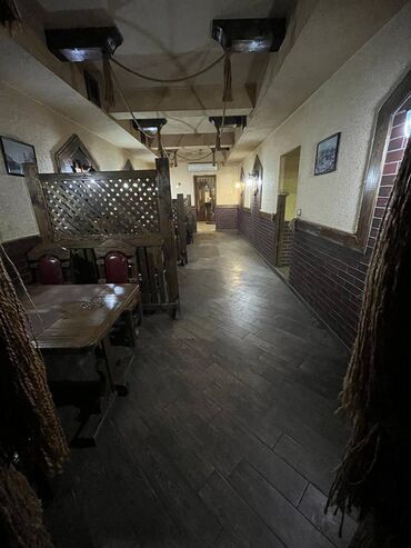 Restoran, kafelər: Nəsimi rayonu,Memar əcəmi metro yaxınlığında,İşlək pub icarəyə — 9