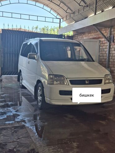 шипованные шины: Honda Stepwgn: 2000 г., 2 л, Автоматтык, Бензин, Вэн/Минивэн