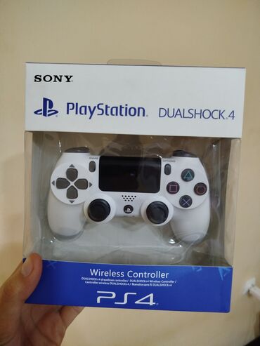 Video oyunlar və konsollar: Pult satilir dualshock 4 maraqlananlar buyursun yazsin