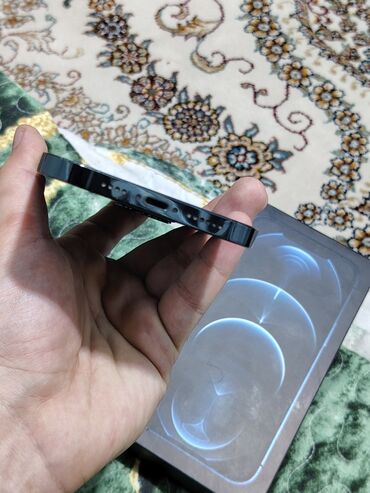 Apple iPhone: IPhone 12 Pro Max, 128 GB, Graphite, Face ID — 13