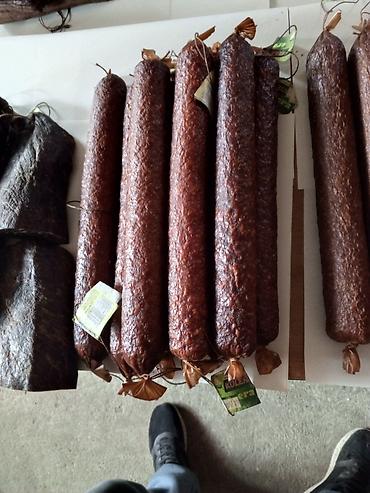 Meso, riba, živinsko meso: Domaće dimljene suhomesnate delicije – svinjsko meso - Asortiman — 6