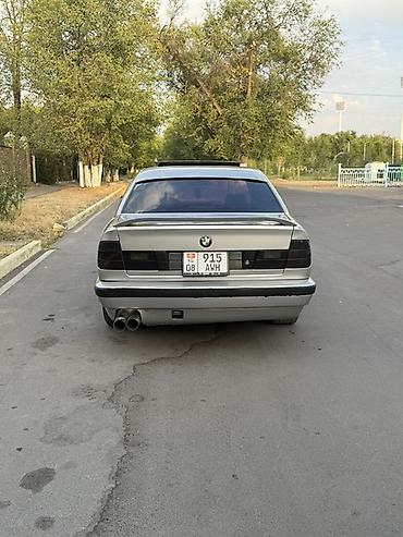 Унаа: BMW 5 series: 1991 г., 2.5 л, Кол менен иштөөчү, Бензин, Седан — 5