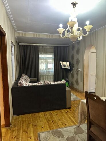 Həyət evləri və villaların satışı: 4 otaqlı, 90 kv. m, Kredit yoxdur, Orta təmir -da lalafo.az — 8 Həyət evləri və villaların satışı: 4 otaqlı, 90 kv. m, Kredit yoxdur, Orta təmir — 8