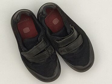 półbuty 32: Buty sportowe Clarks, 26, Używany