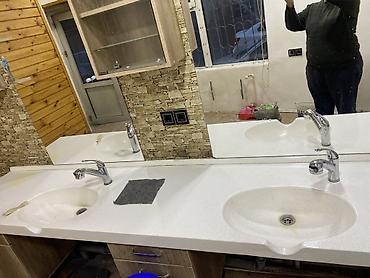 İkiqat hamam lavabosu və masaüstü - Material: ağ rəngli, parlaq