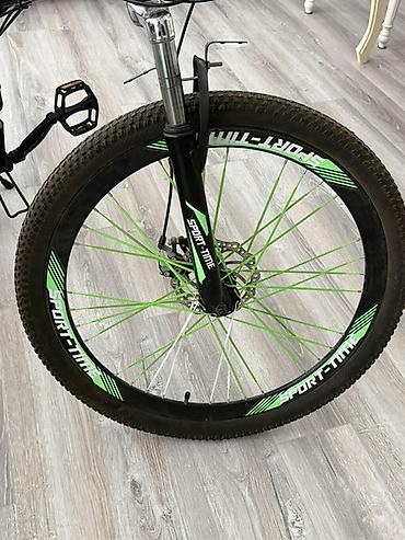 velosiped 2 ci əl: 26 lıqdır çox az müddət işlənmişdir heç bir problemi yoxdur üstündə — 4
