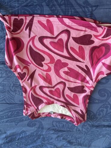 Dəstlər, kostyumlar: Qadın geyim dəsti -geyimlerin her biri 5 manatdl cox yaxsl — 38