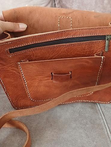 bordo mona torba: Kožna torbica preko ramena, ručni rad, klasičnog „satchel“ dizajna. - — 5