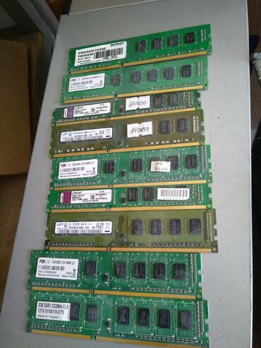 Оперативная память (RAM): Память DDR3 2Gb.На комп. В количестве. Все проверены тестами