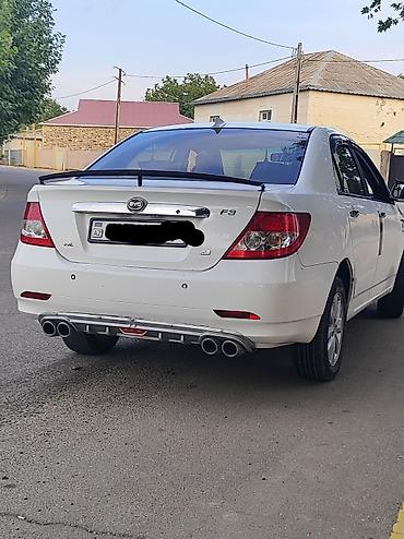 ford focus 2006: BYD F3: 1.6 l | 2014 il Sedan — 1