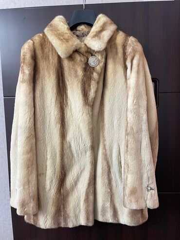 шуба мутоновая натуральная: SAGA MINK x ADÁM brendi qadın kürkü - Material: təbii mink (SAGA MINK