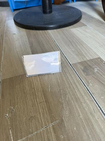 vitrin dolab: Akril masaüstü mini çərçivə/etiket tutacağı - Material: şəffaf akril — 1