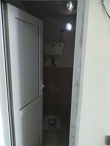 İcarəyə ofislər: Obyekt/Ofis sahəsi - Tək mərtəbəli, ayrı girişli obyekt. Fasadda — 8