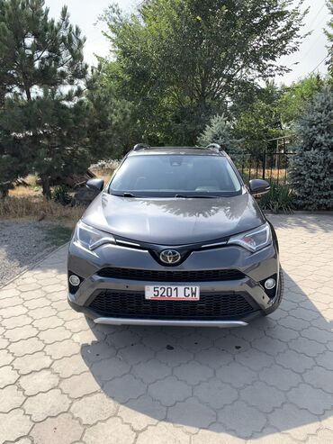 срочная продажа авто по низким ценам: Toyota RAV4: 2018 г., 2.5 л, Типтроник, Бензин, Кроссовер