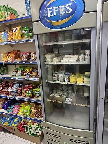 Soyuducu avadanlığı: EFES brend vitrin soyuducusu – mağaza və kafe üçün - Şaquli vitrin — 2