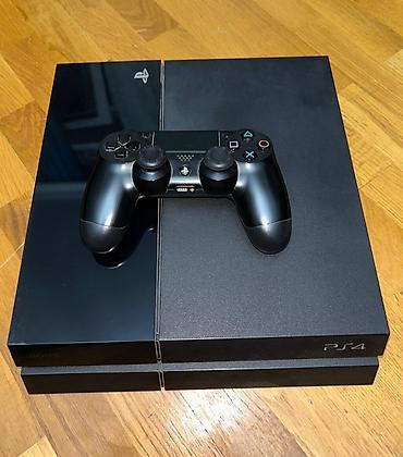 buds 4: Playstation 4 Fat 500 GB.Ən son versiyadadır,proşivka olunmayıb.Şəxsən — 2