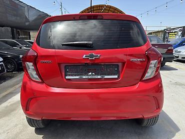 sprinter 4 4: Chevrolet Spark: 2020 г., 1 л, Автомат, Бензин, Хэтчбэк — 4