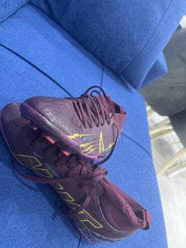 Butslar: Butslar Nike, Ölçü: 39, İşlənmiş