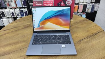 Kompüter ehtiyyat hissələri: Intel Core i5, 16 GB, 14 "