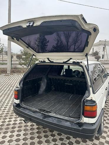 Volkswagen: Volkswagen Passat Variant: 1990 г., 2 л, Механика, Бензин, Универсал — 5