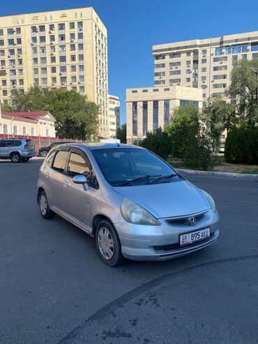 Honda: Honda Fit: 2002 г., 1.3 л, Вариатор, Бензин, Хэтчбэк