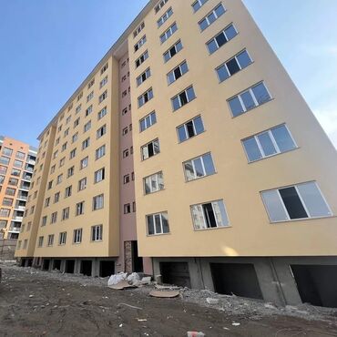 Помещения свободного назначения: 3 комнаты, 84 м², 3 этаж, ПСО (под самоотделку)