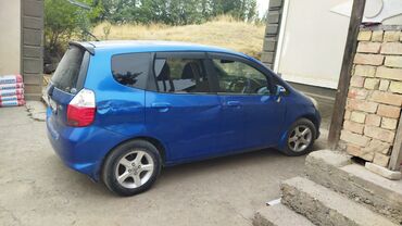 Honda: Honda Fit: 2005 г., 1.3 л, Вариатор, Бензин