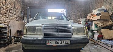 Транспорт: Mercedes-Benz E 200: 1992 г., 2 л, Механика, Бензин, Седан