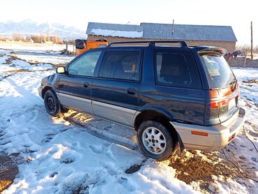 Hyundai: Hyundai Santamo: 1999 г., 2 л, Механика, Бензин, Минивэн