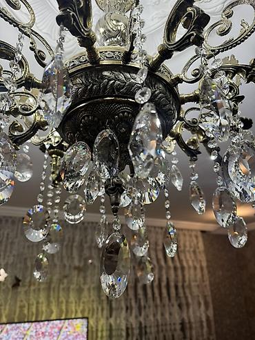 viplife fotolar: Çılçıraq, 8 lampa, Xrustal — 1
