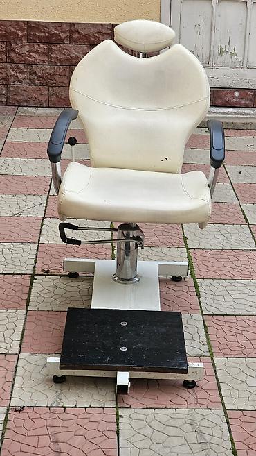 Салонные кресла: Парикмахерское оборудование комплектом: 1) Кресло парикмахерское - — 8