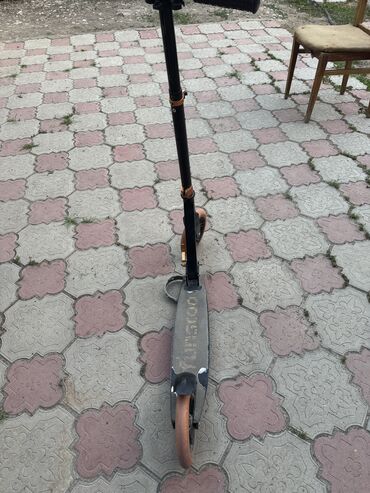 оюнчук машине: Детский самокат, Двухколёсный, Б/у