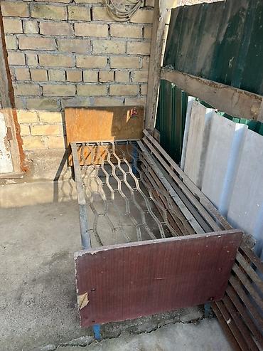put up: Металлическая односпальная кровать советского типа. Советский в очень — 3