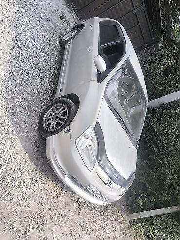 Транспорт: Honda Civic: 2001 г., 1.5 л, Вариатор, Бензин, Хэтчбэк — 1