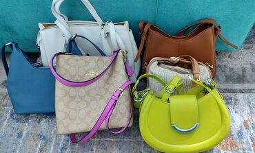 Другие сумки: 3 сумки новые!!! Остатки! Белая, салатовый, Coach. Остальные бу, в