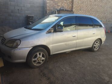 Toyota: Toyota Nadia: 1998 г., 2 л, Автомат, Бензин, Минивэн