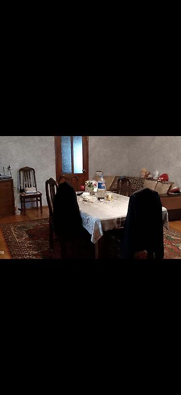 zabratda: Həyət evi – həyət sahəsi və yaşayış otaqları - Planlaşdırma: girişdə — 6