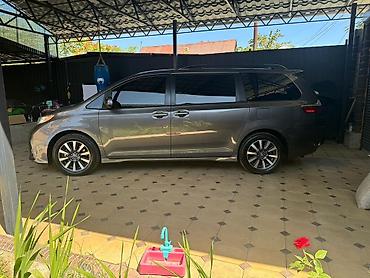 Toyota: Toyota Sienna: 2019 г., 3.5 л, Автомат, Бензин, Минивэн — 11