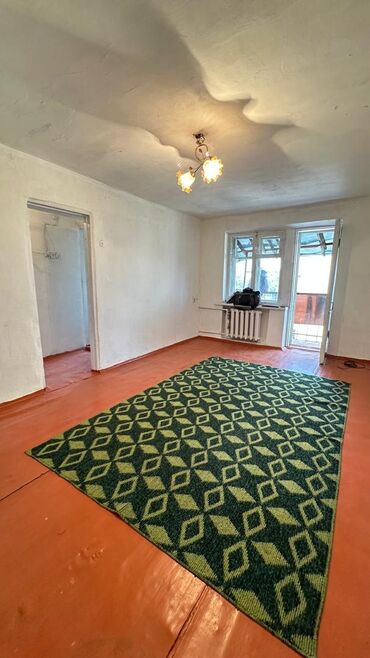 Продажа участков: 1 комната, 32 м², Хрущевка, 4 этаж, Старый ремонт